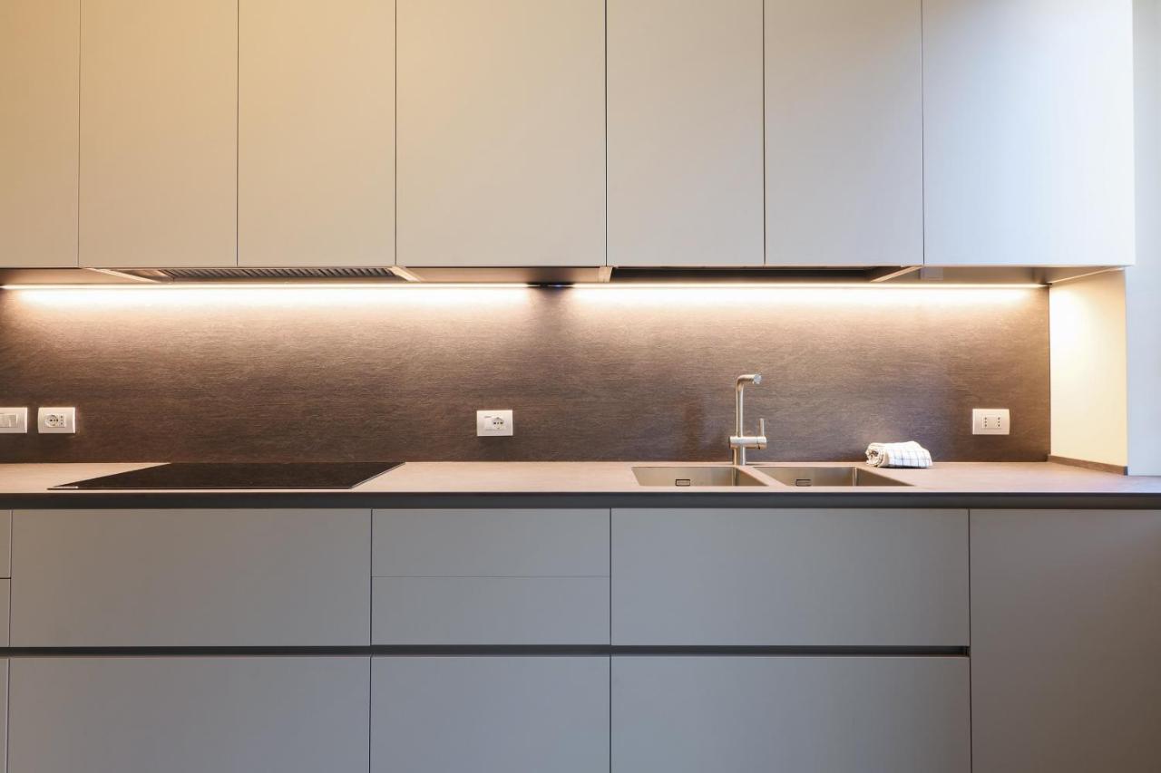 Luxury San Babila Apartment Milánó Kültér fotó